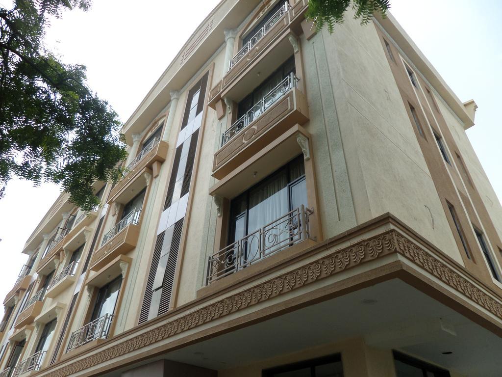 Sai Heera Residency 호텔 쉬르디 외부 사진