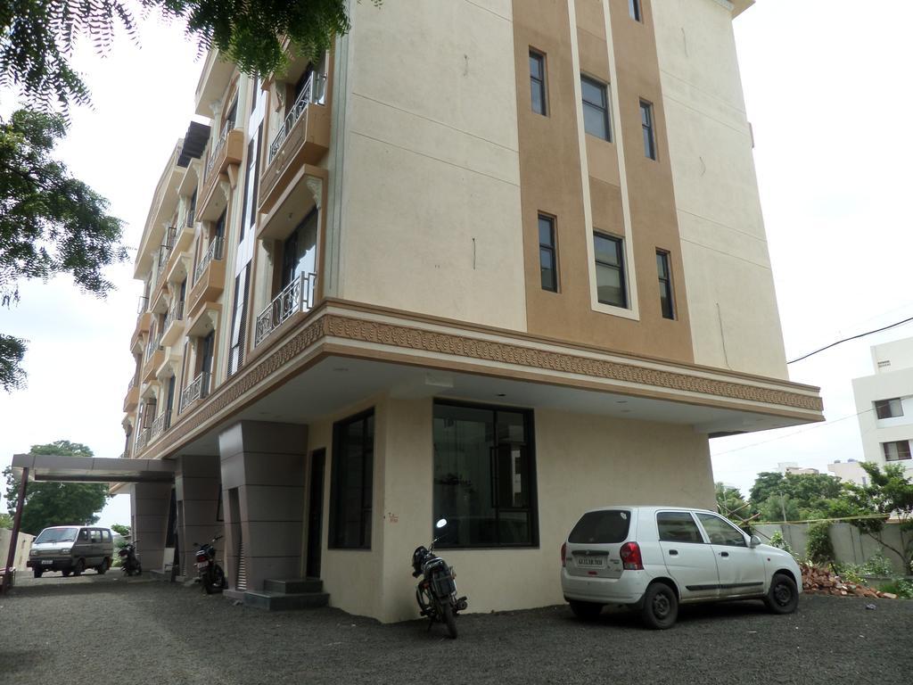 Sai Heera Residency 호텔 쉬르디 외부 사진